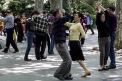 Danse dans un parc à HANGSHOU en Chine